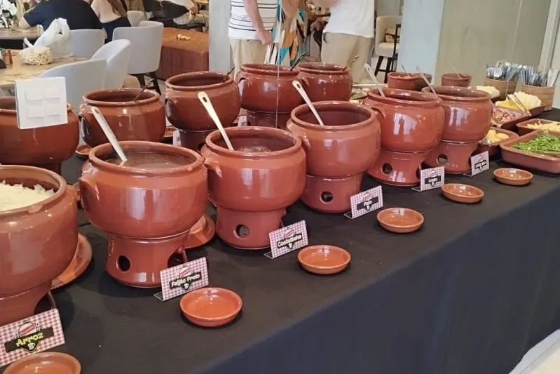 Buffet de feijoada montado para evento em São Paulo, Buffet de feijoada SP